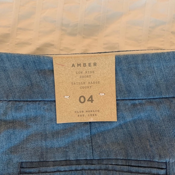 Club Monaco Amber Low Rise Shorts with Scalloped Edge - Picture 4 of 4